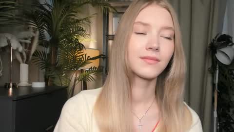 Natalie online show from 11.08.25