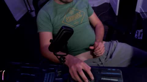 ethan8704 online show from 09.16.25