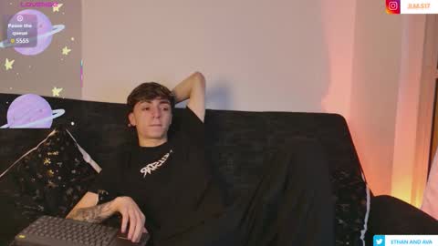 Snapshot of ethan_and_ava chatting on 02.05.26 ethan and ava online show from 02.05.26