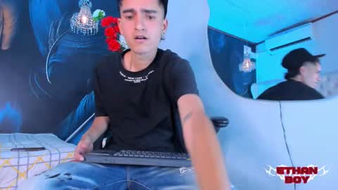 Snapshot of ethan_boy_ chatting on 12.22.25 Ethan online show from 12.22.25