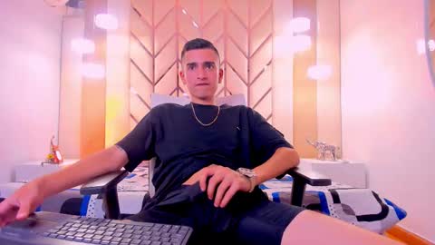 Snapshot of ethan_boy_ chatting on 02.06.26 Ethan online show from 02.06.26