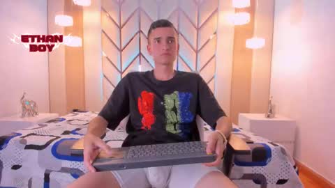 Snapshot of ethan_boy_ chatting on 02.17.26 Ethan online show from 02.17.26