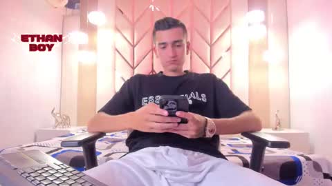Snapshot of ethan_boy_ chatting on 02.21.26 Ethan online show from 02.21.26
