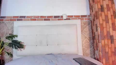 ethan helmut online show from 01.10.25