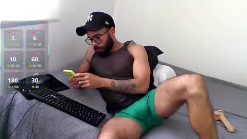 Snapshot of ethan_hunter87 chatting on 10.15.25 Ethan online show from 10.15.25