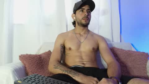 Ethan Muller online show from 03.04.26