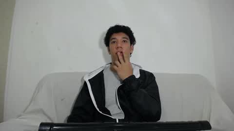 Ethan Noir online show from 02.21.25