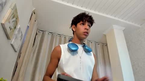 Snapshot of ethan_qop chatting on 07.05.26 Ethan online show from 07.05.26
