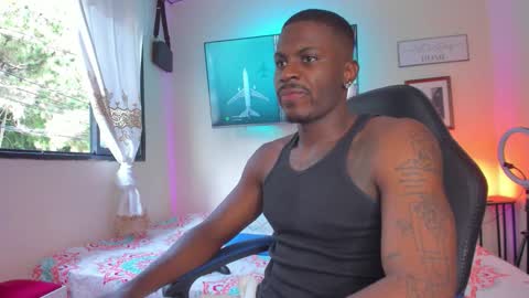 ethan travis online show from 11.22.25