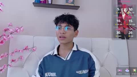 Snapshot of ethan_westt chatting on 09.30.25 Ethan online show from 09.30.25