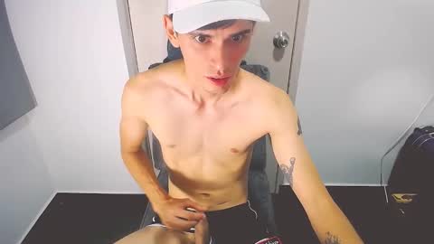 Snapshot of ethancoleeman chatting on 04.21.26 EthanColeeman online show from 04.21.26