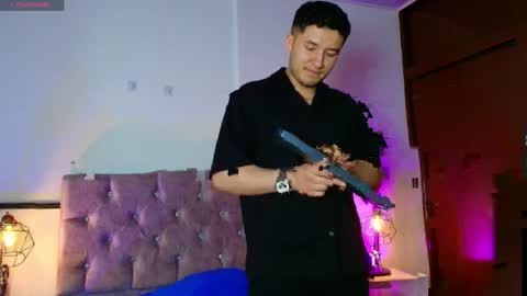 ethanconnor_ online show from 04.07.26