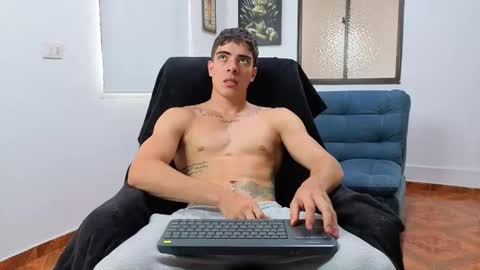 ethangreey1 online show from 01.08.26