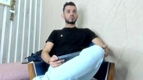 Ethan Grey online show from 11.26.25