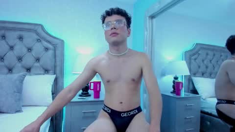 Ethan Leroy online show from 10.11.25