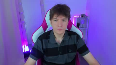 Ethan online show from 10.08.25