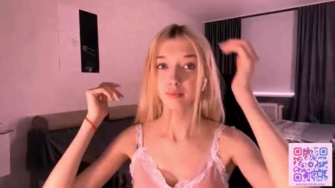 Snapshot of eufemiazurawski chatting on 03.01.26 Tali online show from 03.01.26