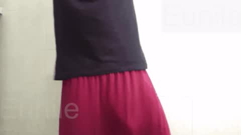 Snapshot of eunile chatting on 04.18.26 eunile online show from 04.18.26