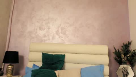 euphoriaelle online show from 06.24.26