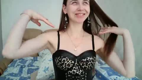 eva00186 online show from 03.12.25