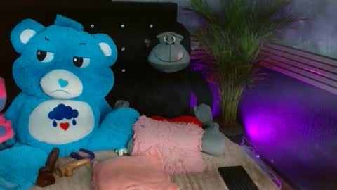 eva_06 online show from 11.10.25