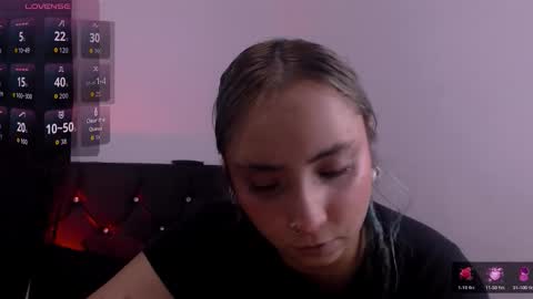 Iris Smile  independent model online show from 01.14.26