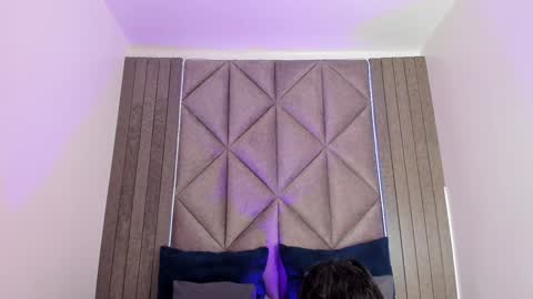 Snapshot of eva_daemon chatting on 01.09.25 EVA DAEMON  online show from 01.09.25