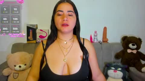 Snapshot of eva_dirtshow chatting on 04.19.26 Eva online show from 04.19.26