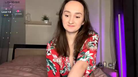 Eva  online show from 10.09.25