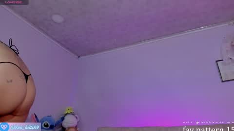 Snapshot of eva_hillss69 chatting on 10.06.25 Eva online show from 10.06.25