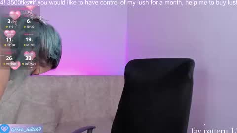 Snapshot of eva_hillss69 chatting on 11.23.25 Eva online show from 11.23.25