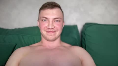 Eva and Iron online show from 03.31.26