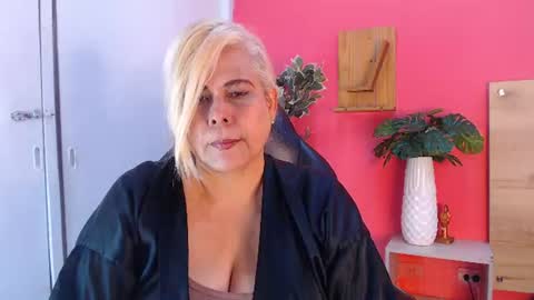 Snapshot of eva_love49 chatting on 07.13.26 eva_love49 online show from 07.13.26