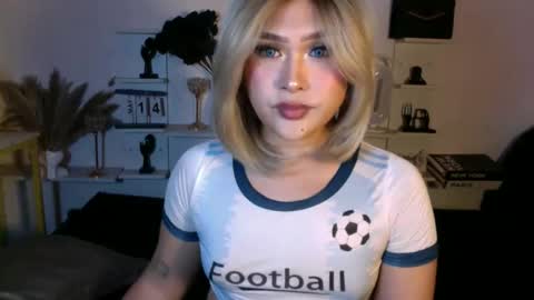 Snapshot of eva_mazikeen69 chatting on 05.14.26 Queen Eva Mazikeen online show from 05.14.26