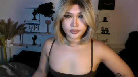 Snapshot of eva_mazikeen69 chatting on 05.15.26 Queen Eva Mazikeen online show from 05.15.26