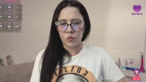 Eva  online show from 04.06.26