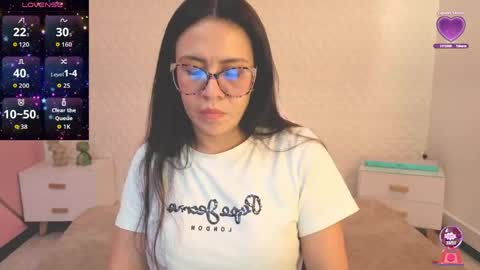 Snapshot of eva_mermaid chatting on 05.21.26 Eva online show from 05.21.26
