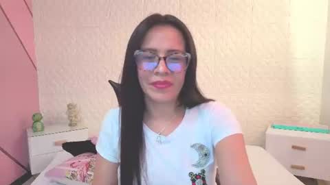 Snapshot of eva_mermaid chatting on 06.12.26 Eva online show from 06.12.26