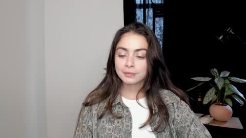 eva_monn online show from 12.19.24