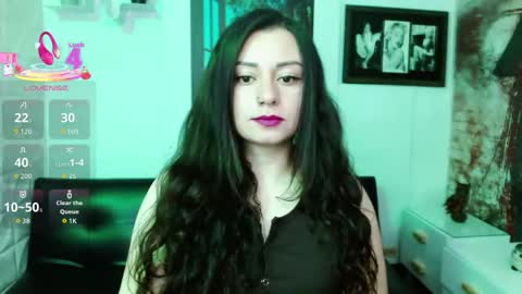 Snapshot of eva_rosell chatting on 04.29.26 Eva online show from 04.29.26