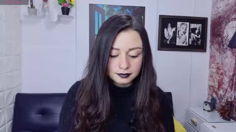 Snapshot of eva_rosell chatting on 05.16.26 Eva online show from 05.16.26