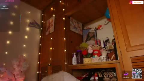Snapshot of eva_rosse69 chatting on 05.15.26 Eva online show from 05.15.26