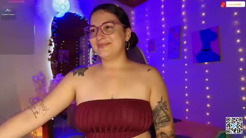 Snapshot of eva_rosse69 chatting on 05.19.26 Eva online show from 05.19.26