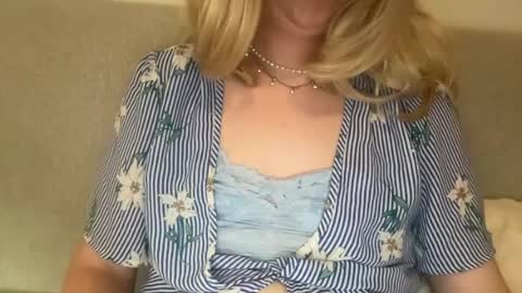 Snapshot of eva_s_424 chatting on 07.16.26 eva_s_424 online show from 07.16.26