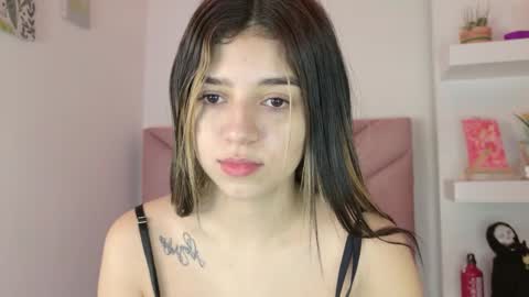 Snapshot of eva_sin18 chatting on 12.02.25 Eva Sin online show from 12.02.25