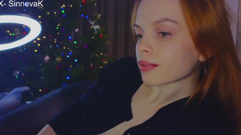 Snapshot of eva_sinn chatting on 12.21.24 Hi there i am Eva and i wish create a nice community with you so join my Ticket Show for more pleasure online show from 12.21.24