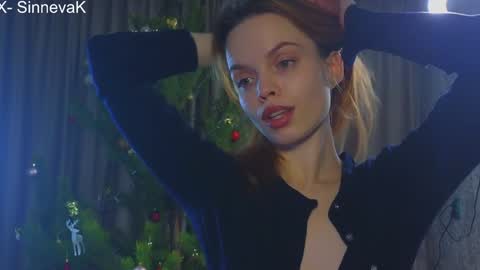 Snapshot of eva_sinn chatting on 12.26.24 Hi there i am Eva and i wish create a nice community with you so join my Ticket Show for more pleasure online show from 12.26.24