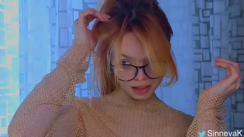 Snapshot of eva_sinn chatting on 02.03.25 Hi there i am Eva and i wish create a nice community with you so join my Ticket Show for more pleasure online show from 02.03.25