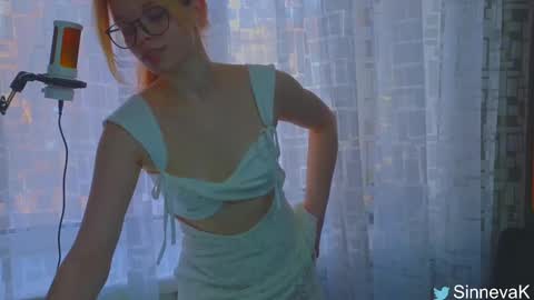 Snapshot of eva_sinn chatting on 02.26.25 Hi there i am Eva and i wish create a nice community with you so join my Ticket Show for more pleasure online show from 02.26.25