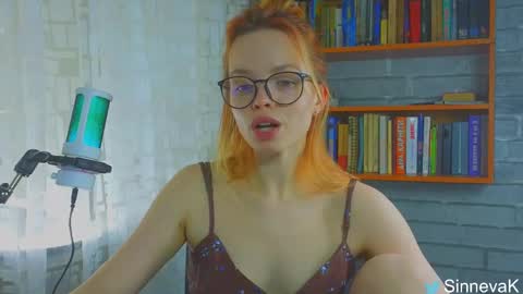 Snapshot of eva_sinn chatting on 02.28.25 Hi there i am Eva and i wish create a nice community with you so join my Ticket Show for more pleasure online show from 02.28.25